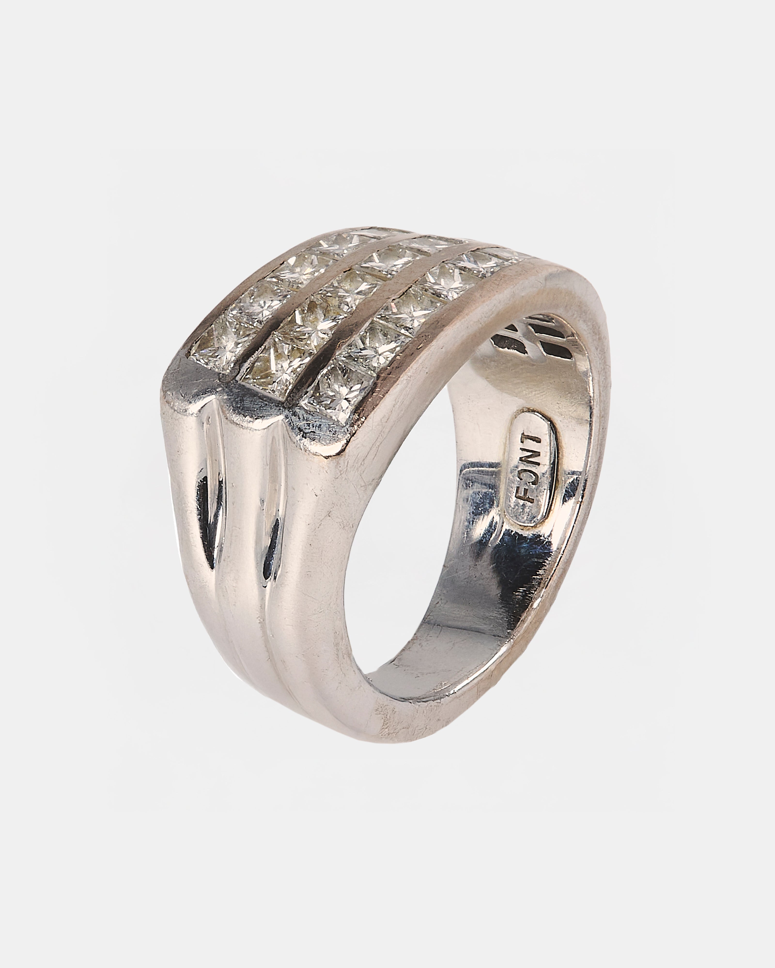 ANILLO TRIBANDA