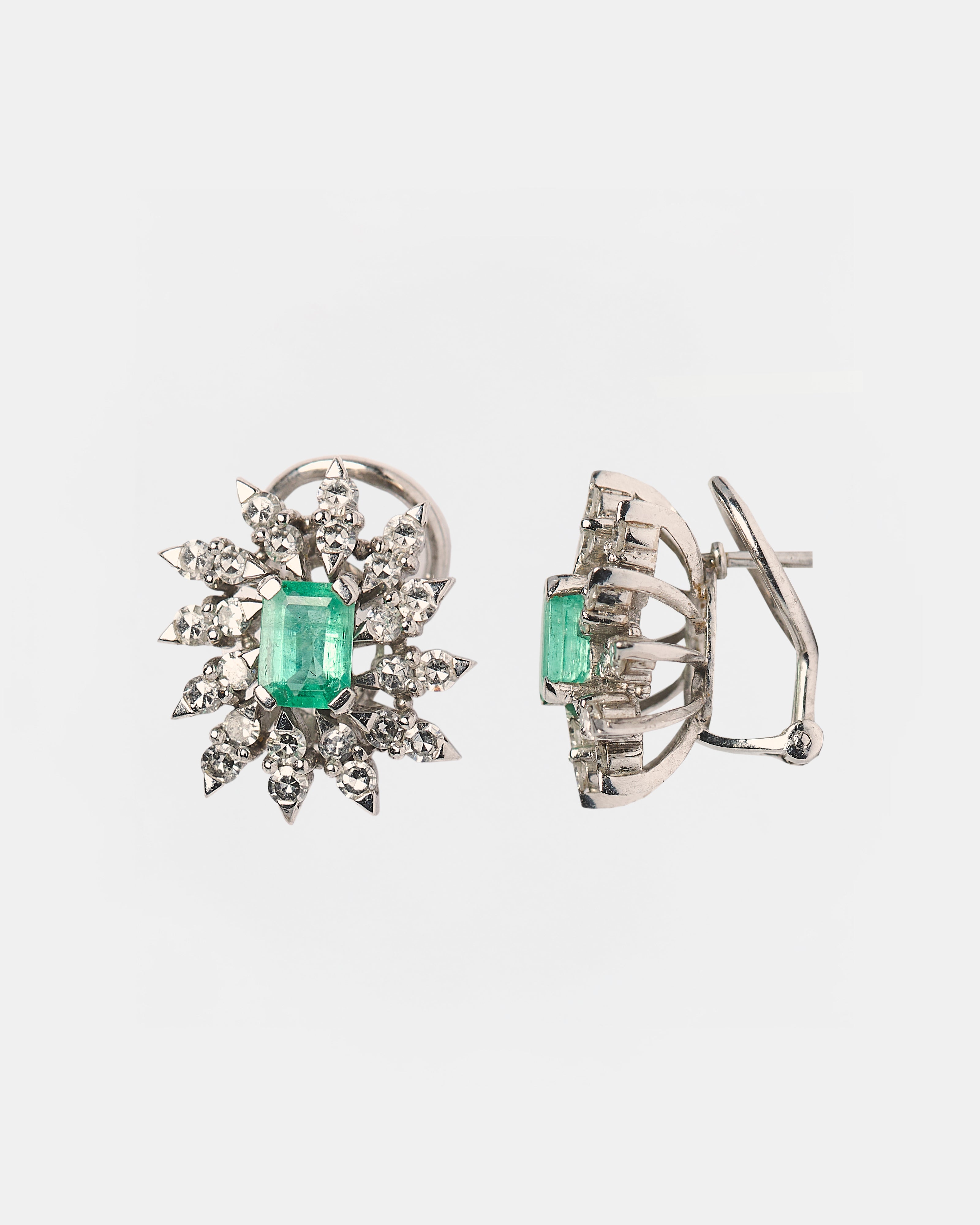 ROSETAS DE DIAMANTES CON ESMERLADAS