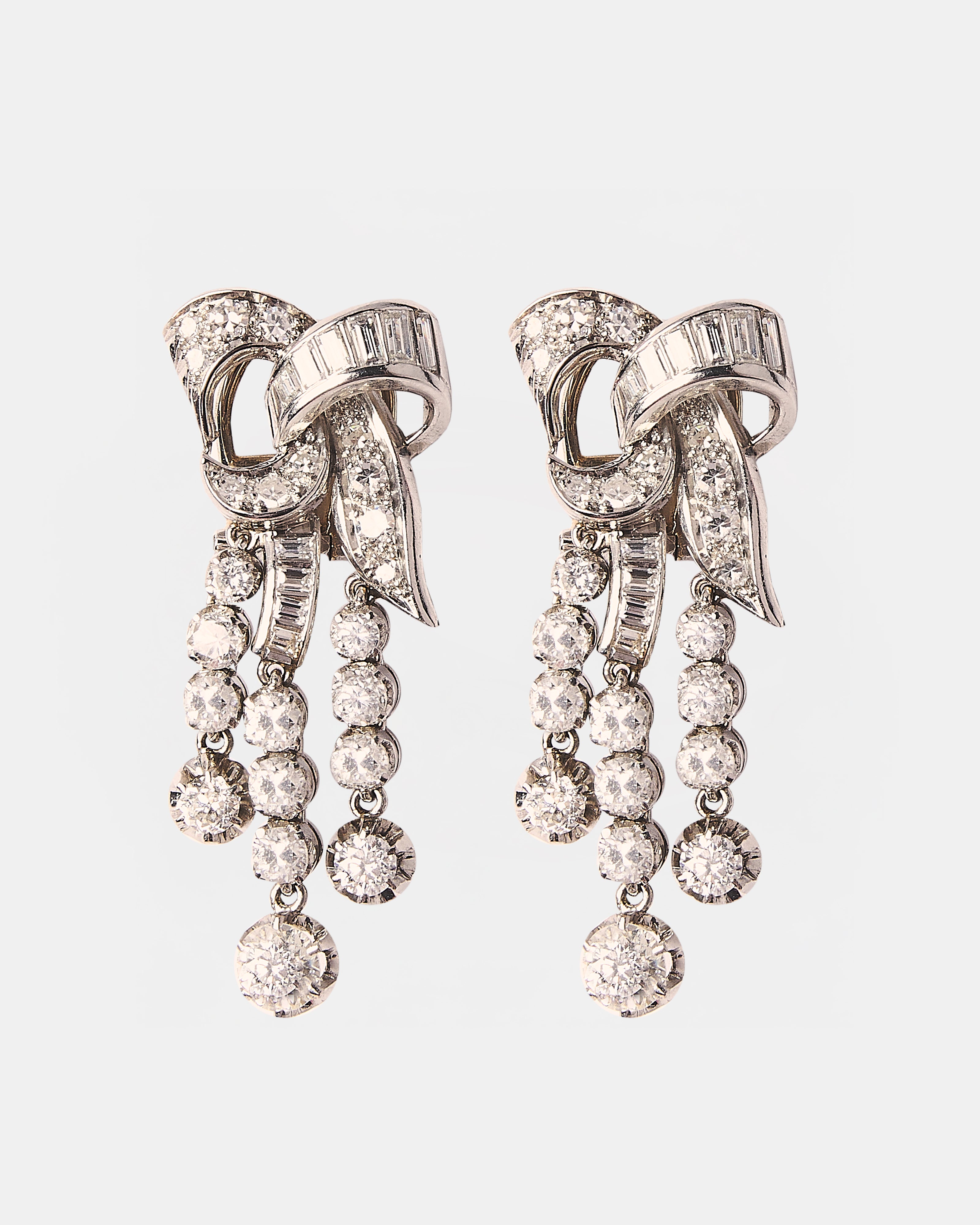 PENDIENTES HOLLYWOOD LAZO