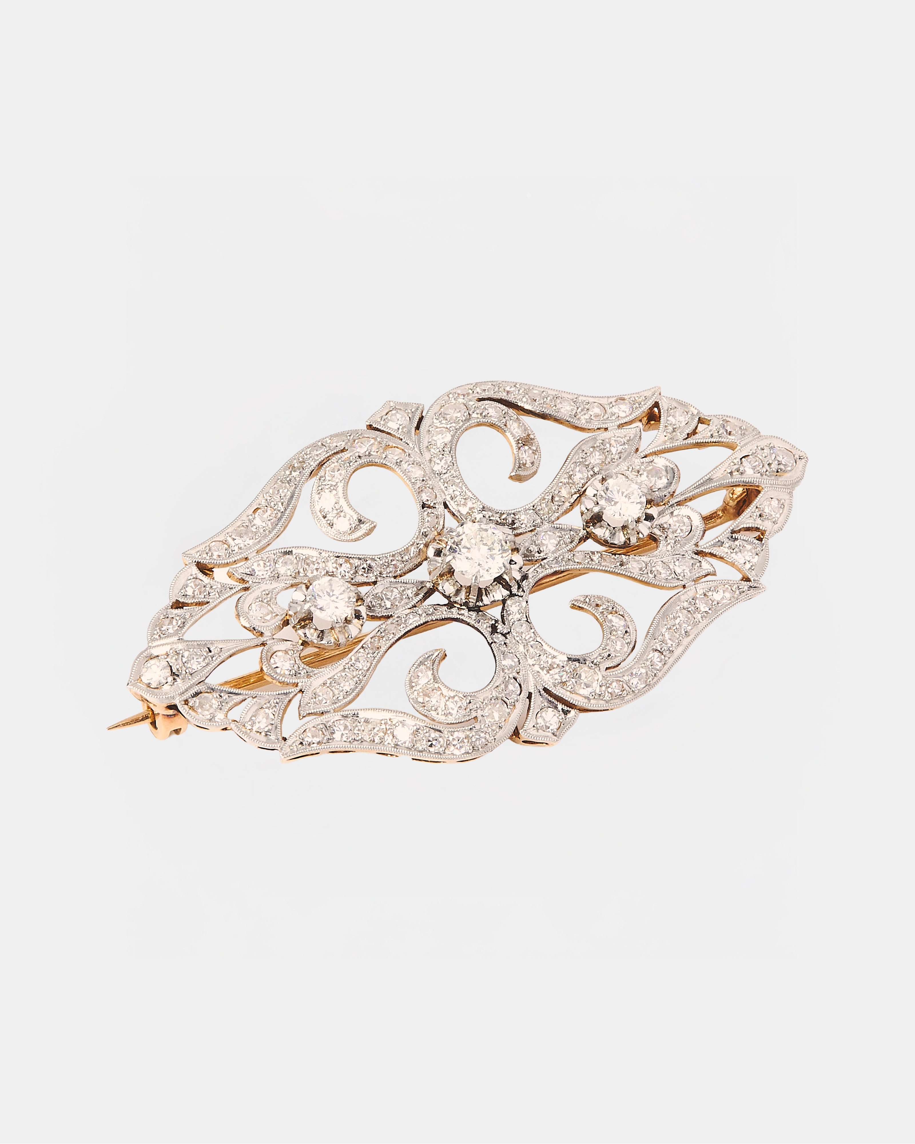 BROCHE ROMANTICO