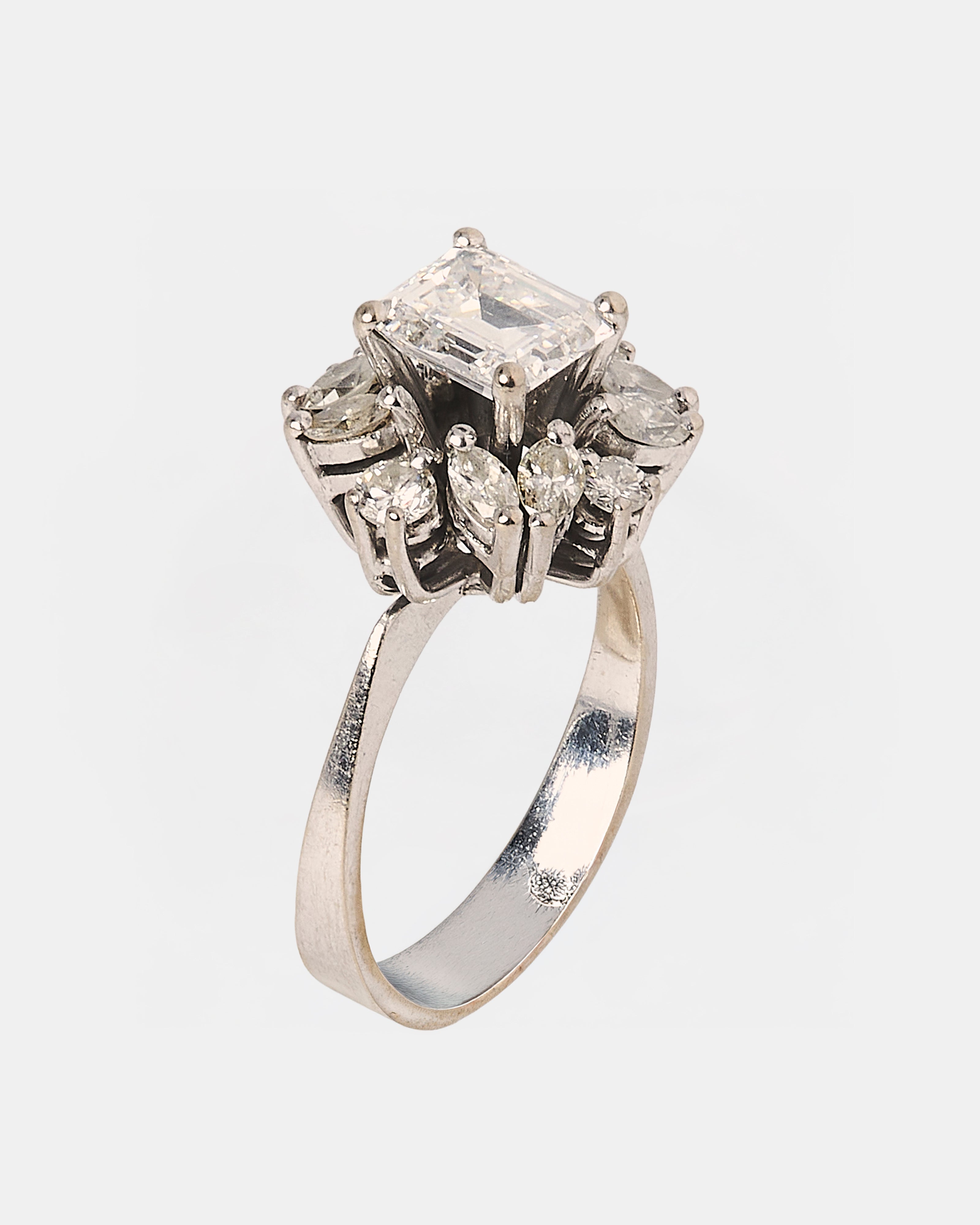 ROSETA DIAMANTE TALLA ESMERALDA