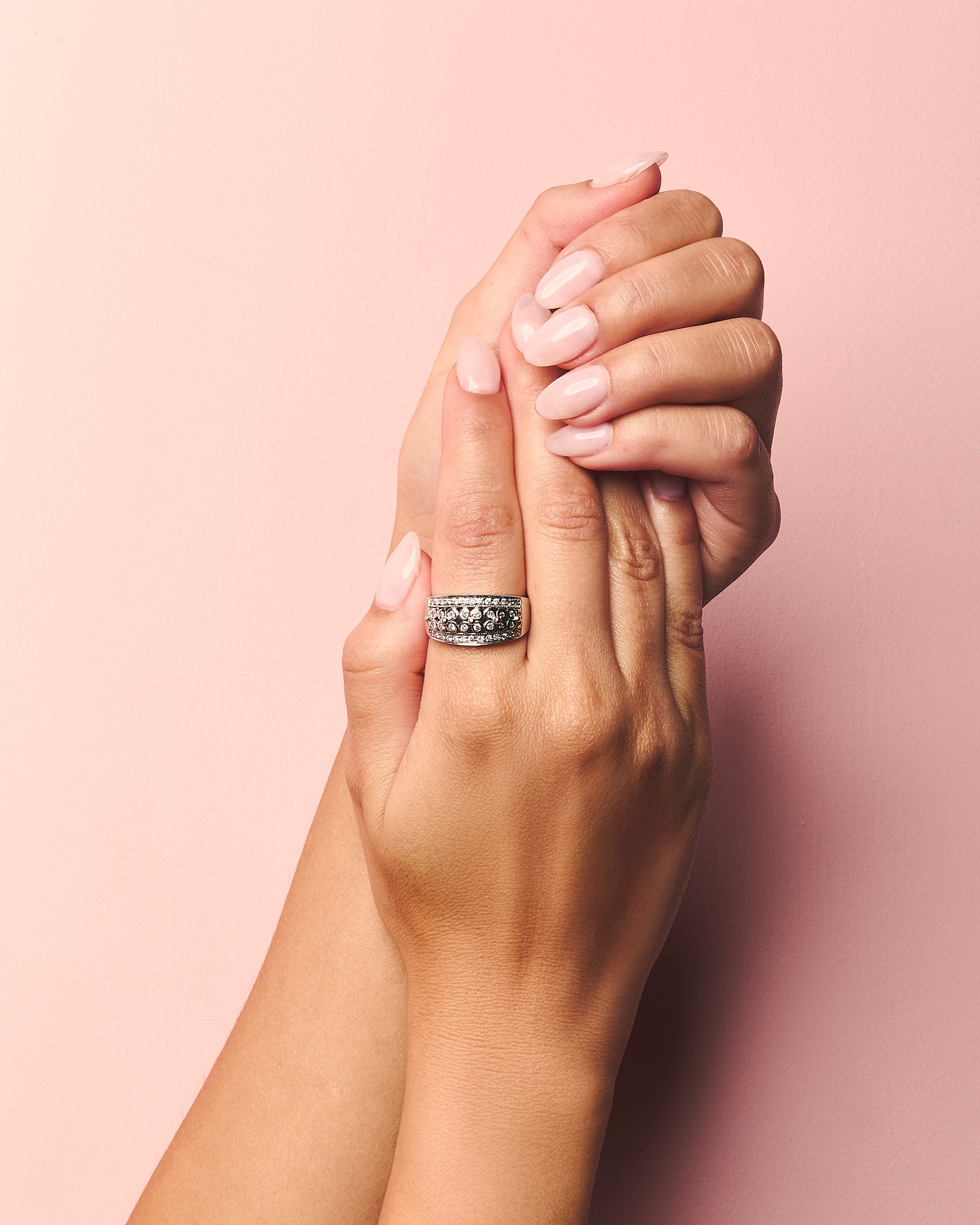 SORTIJA BANDA TIPO FLORAL