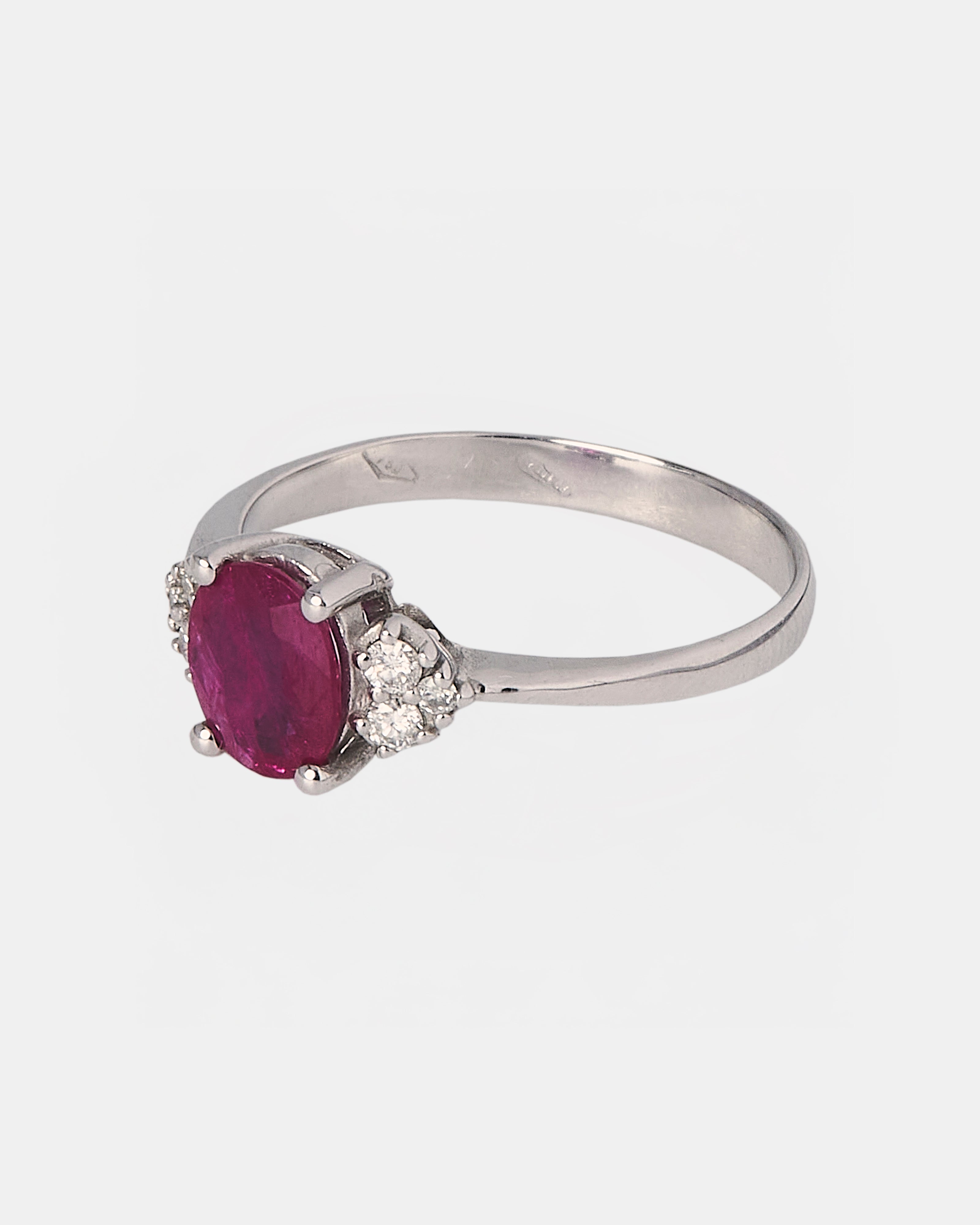 TRESILLO DE RUBI